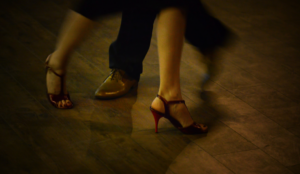Il Tango argentino come danza terapeutica: ascolto, empatia e relazione